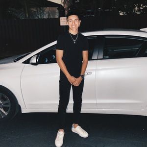 Meet your Posher, Alex